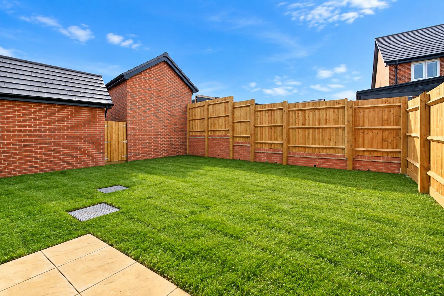 Lacaune Close, Whitehouse, Milton Keynes